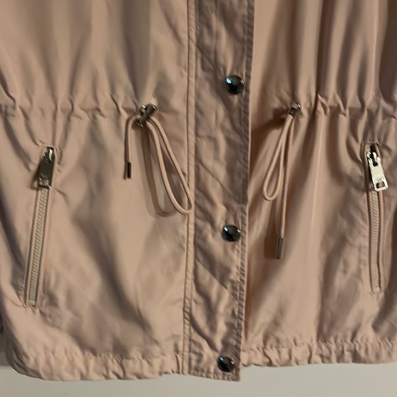 Like new Michael Kors light jacket size M - Picture 5 of 8